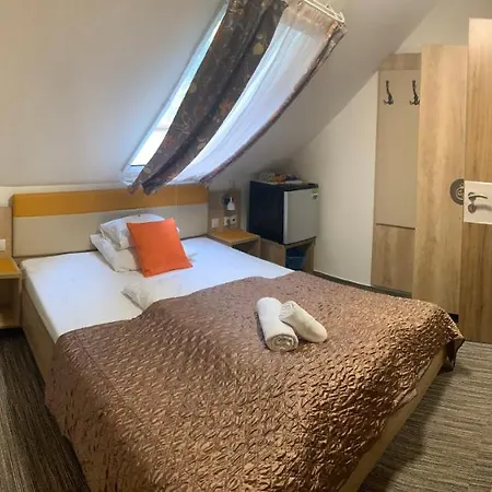 Dolce Hotel *
