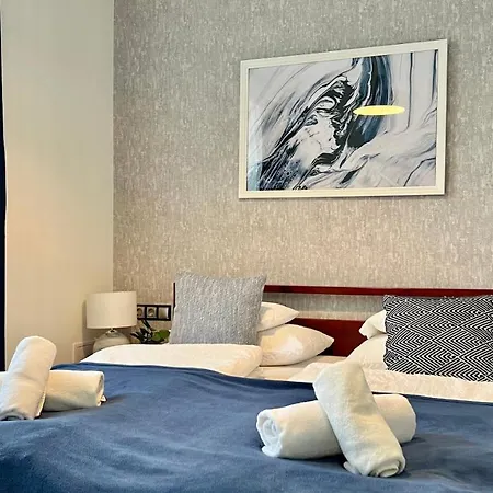 Dolce 巴拉腾肯尼斯